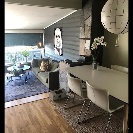 Sorlandsidyll Naer By Og Dyreparken Tatil Evi *